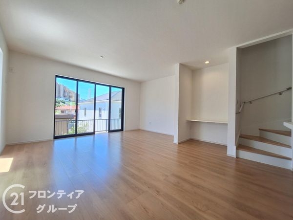 神戸市垂水区本多聞６丁目の中古一戸建て