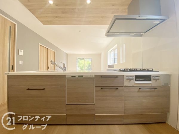神戸市西区桜が丘西町１丁目　新築一戸建て