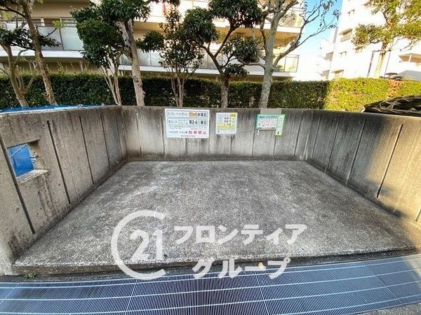 研究学園（５）団地５２６号棟　中古マンション