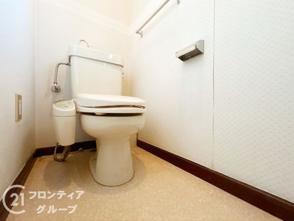 神戸市西区伊川谷町潤和の中古一戸建て(トイレ)