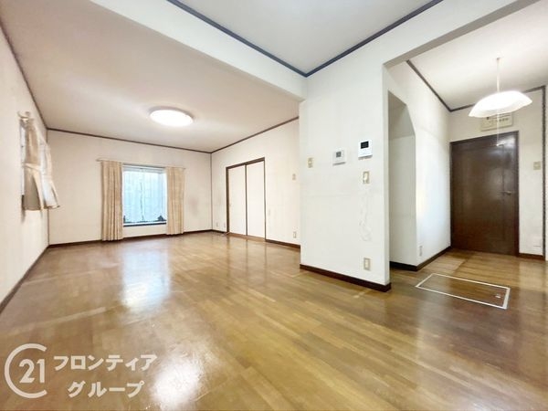 神戸市西区伊川谷町潤和　中古一戸建て