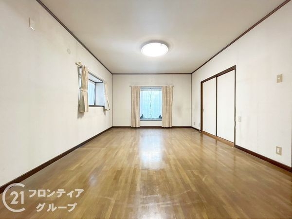 神戸市西区伊川谷町潤和の中古一戸建て(リビング)
