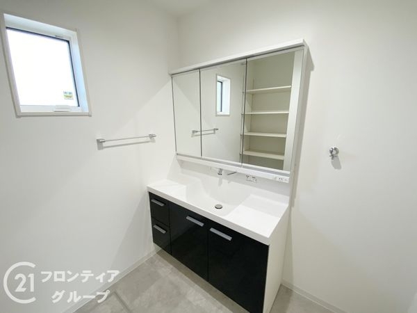 神戸市西区伊川谷町有瀬　新築一戸建て