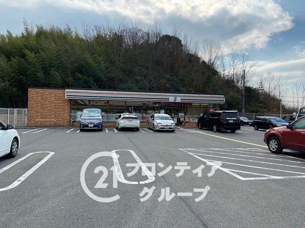 神戸市西区井吹台西町6丁目の中古一戸建て(セブンイレブン神戸井吹台西町店)