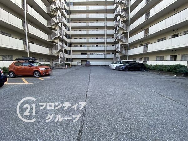 ロイヤルハイツ白川台Ｂ棟　中古マンション
