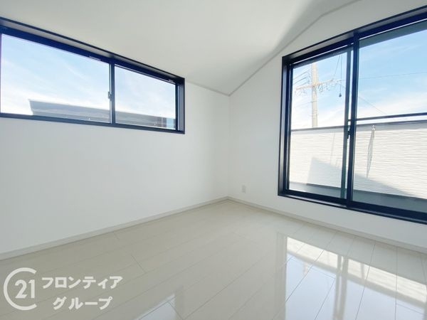 明石市松が丘３丁目　新築一戸建て　全2区画　1号棟