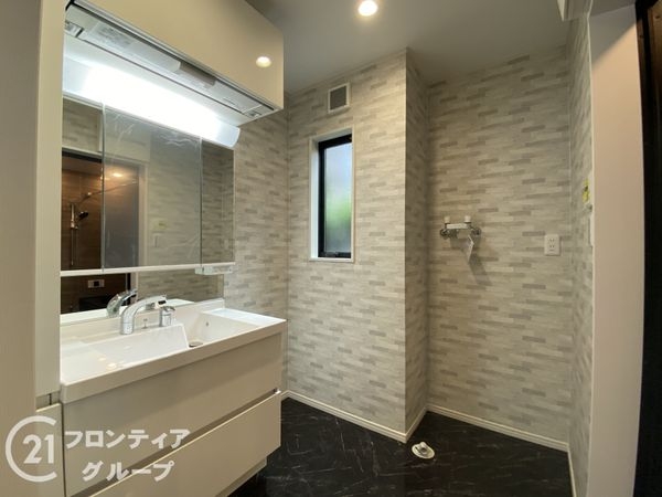 明石市松が丘３丁目　新築一戸建て　全2区画　2号棟