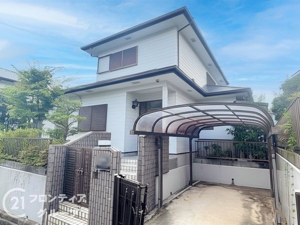 神戸市垂水区朝谷町　中古一戸建て