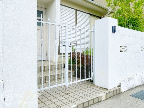 神戸市垂水区霞ヶ丘５丁目の中古一戸建て