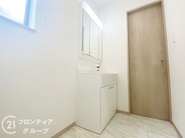 神戸市垂水区霞ヶ丘６丁目　新築一戸建て　１号棟