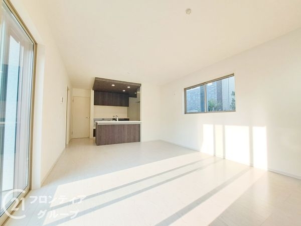 明石市天文町２丁目　新築一戸建て　1期　２号棟