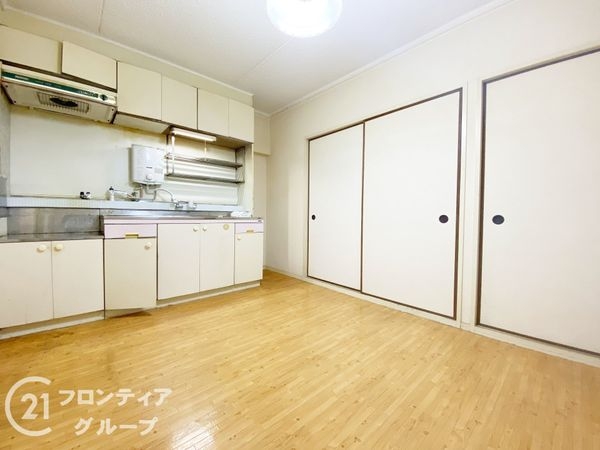 明石ハウス弐号棟　中古マンション