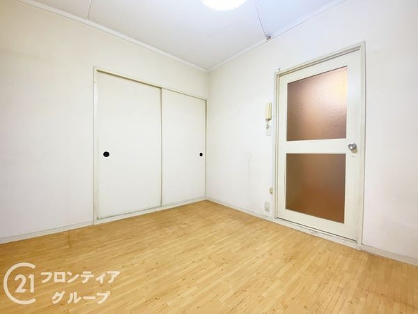 明石ハウス弐号棟　中古マンション