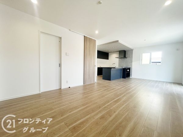 神戸市西区桜が丘西町２丁目　新築一戸建て　全１区画