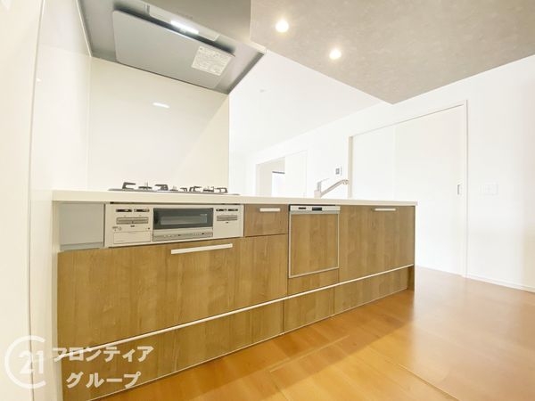 明石市魚住町西岡　新築一戸建て　１０期　２号棟