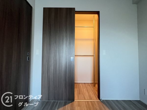 プレミスト神戸学園東町 中古マンション(収納)