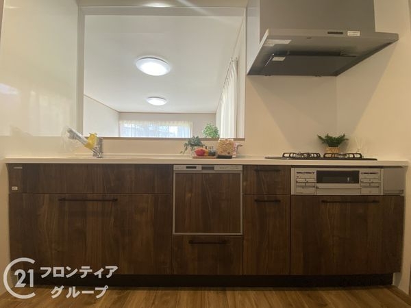 神戸市西区井吹台東町３丁目　中古テラスハウス