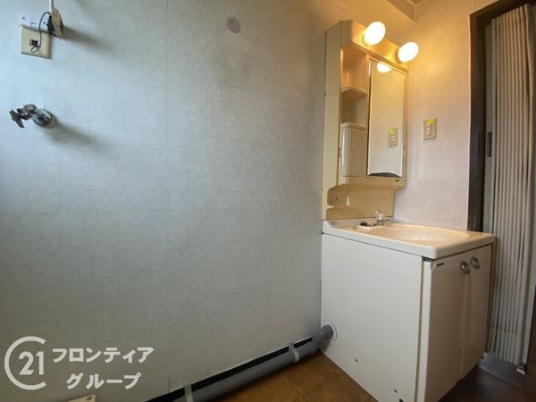 神陵台東住宅　57号棟