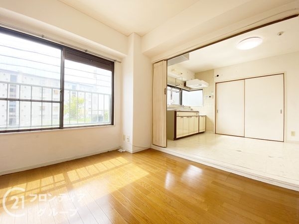 メゾン・ド上高丸A棟 中古マンション(リビング)