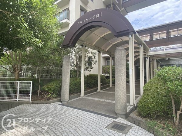エルタウン学園1 101号棟 A棟 中古マンション(エントランス)