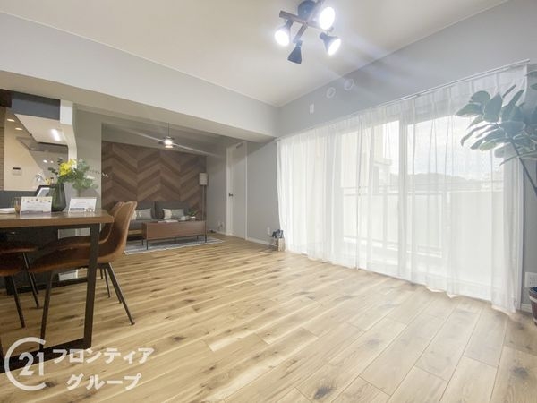 エルタウン学園１　１０１号棟　A棟　中古マンション