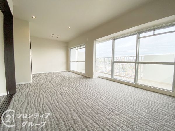 朝霧パークホームズ 中古マンション(リビング)