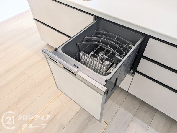 明石市西明石町２丁目　新築一戸建て　B号棟