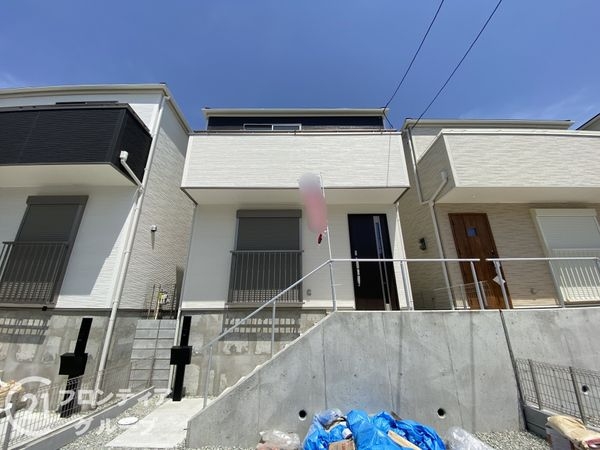 神戸市須磨区北落合４丁目　新築一戸建て　２期　２号棟