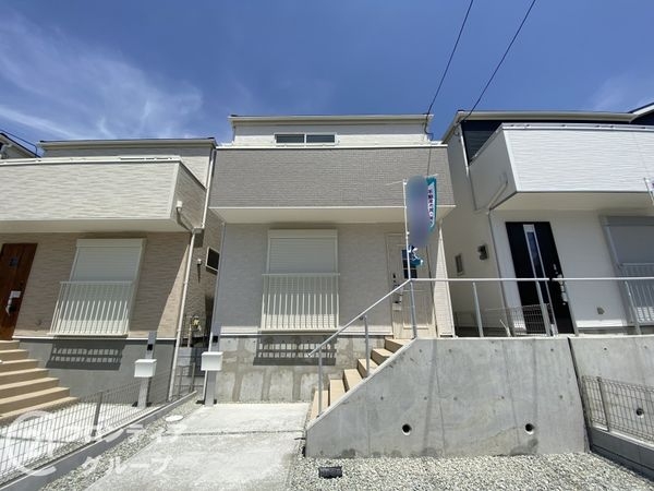 神戸市須磨区北落合４丁目　新築一戸建て　２期　４号棟