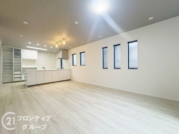 神戸市垂水区千鳥が丘３丁目　新築一戸建て