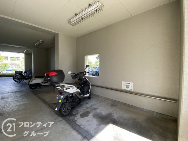 アバンドーネ西神春日台３号棟　中古マンション