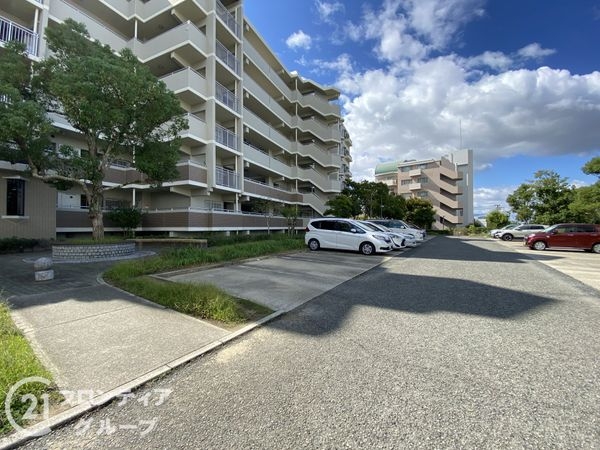アバンドーネ西神春日台３号棟　中古マンション