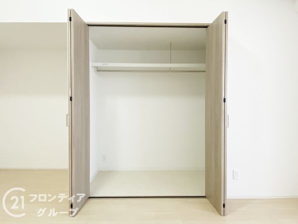 アーサヒルズD棟　中古マンション