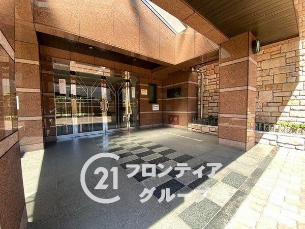 グランプレステージ明石魚住 中古マンション(エントランス)