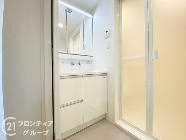 プレステージ明石魚住駅前2 中古マンション(洗面台・洗面所)