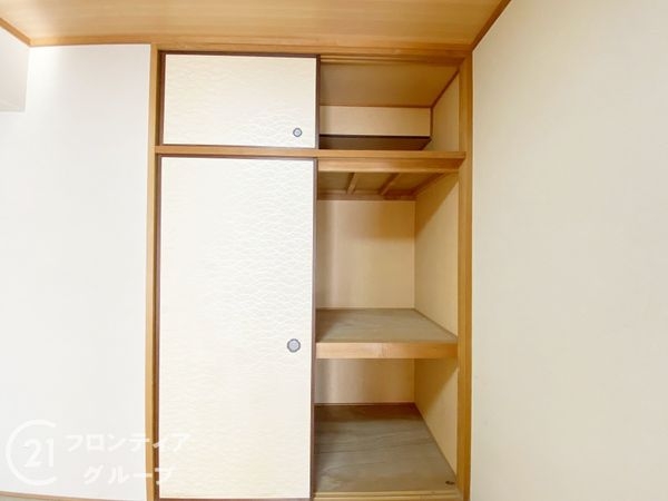 ライオンズマンション明石東二見 中古マンション(収納)