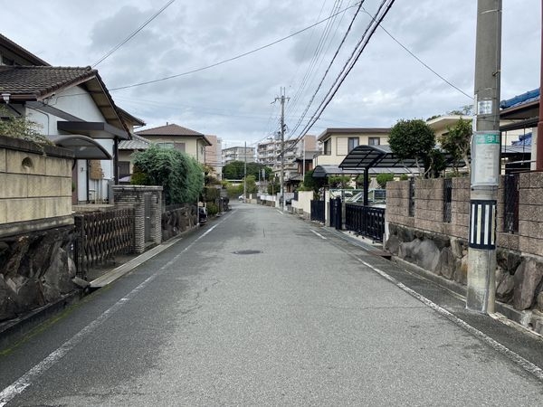 明石市大久保町高丘6丁目の土地(前面道路含む現地写真)