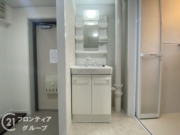 名谷15団地64号棟 中古マンション(洗面台・洗面所)