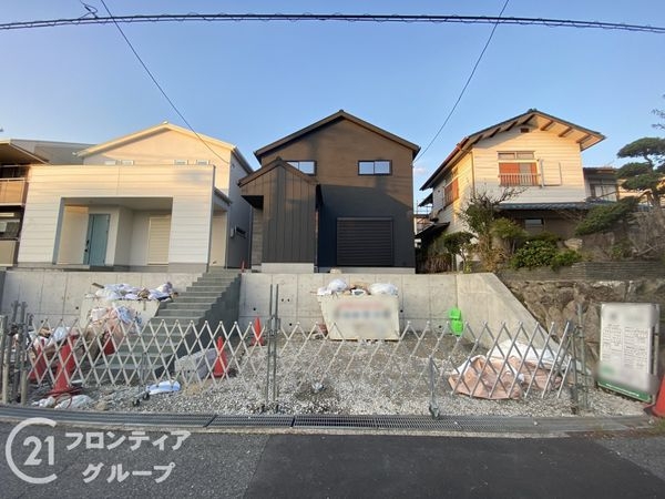 神戸市須磨区白川台1丁目 新築一戸建て 2号棟(駐車場)
