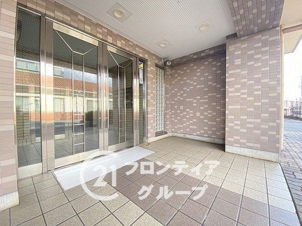 ネオハイツ明石東二見 中古マンション(エントランス)