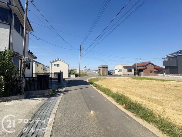 神戸市西区玉津町今津 新築一戸建て 25-1期 2号棟(前面道路含む現地写真)