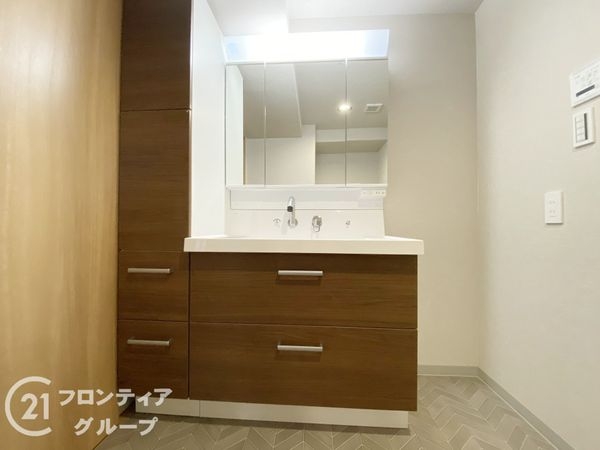 須磨パークヒルズＣ棟　中古マンション