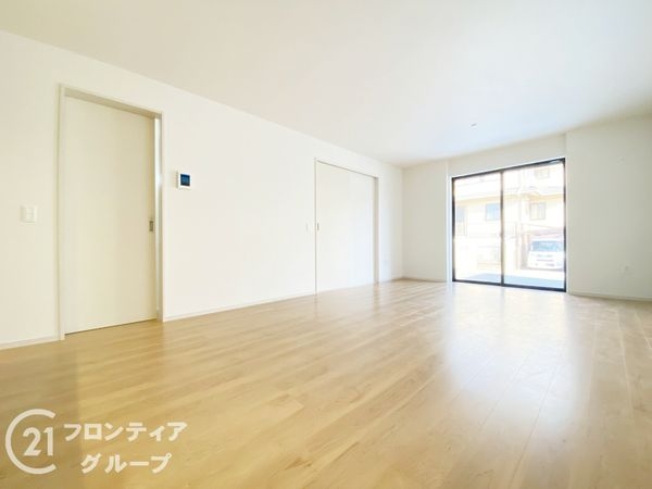 神戸市西区伊川谷町潤和　新築一戸建て　１期　１号棟