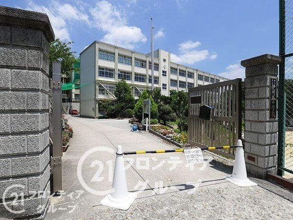 神戸市西区伊川谷町潤和　新築一戸建て　１期　２号棟(神戸市立伊川谷中学校)