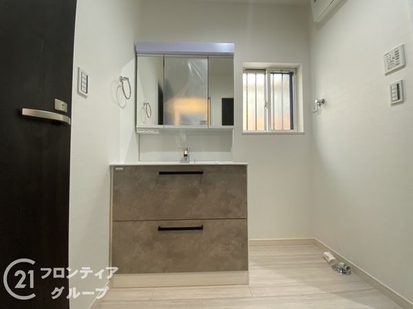 明石市魚住町西岡　新築一戸建て