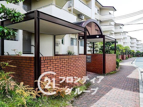 研究学園（５）団地５２６号棟　中古マンション