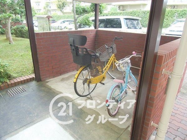 研究学園（５）団地５２６号棟　中古マンション