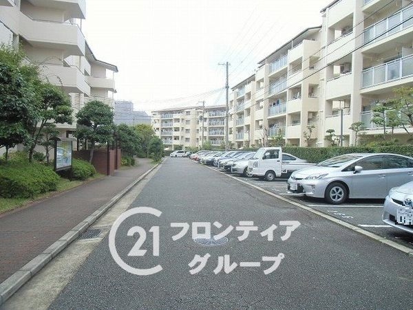 研究学園（５）団地５２６号棟　中古マンション