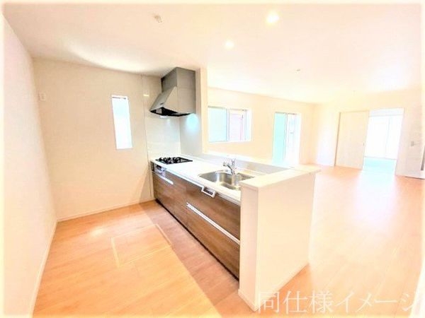 明石市松が丘３丁目　新築一戸建て　第１期　１号棟