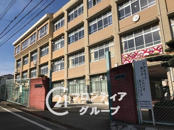 神戸市西区王塚台１丁目の中古一戸建て(神戸市立王塚台中学校)